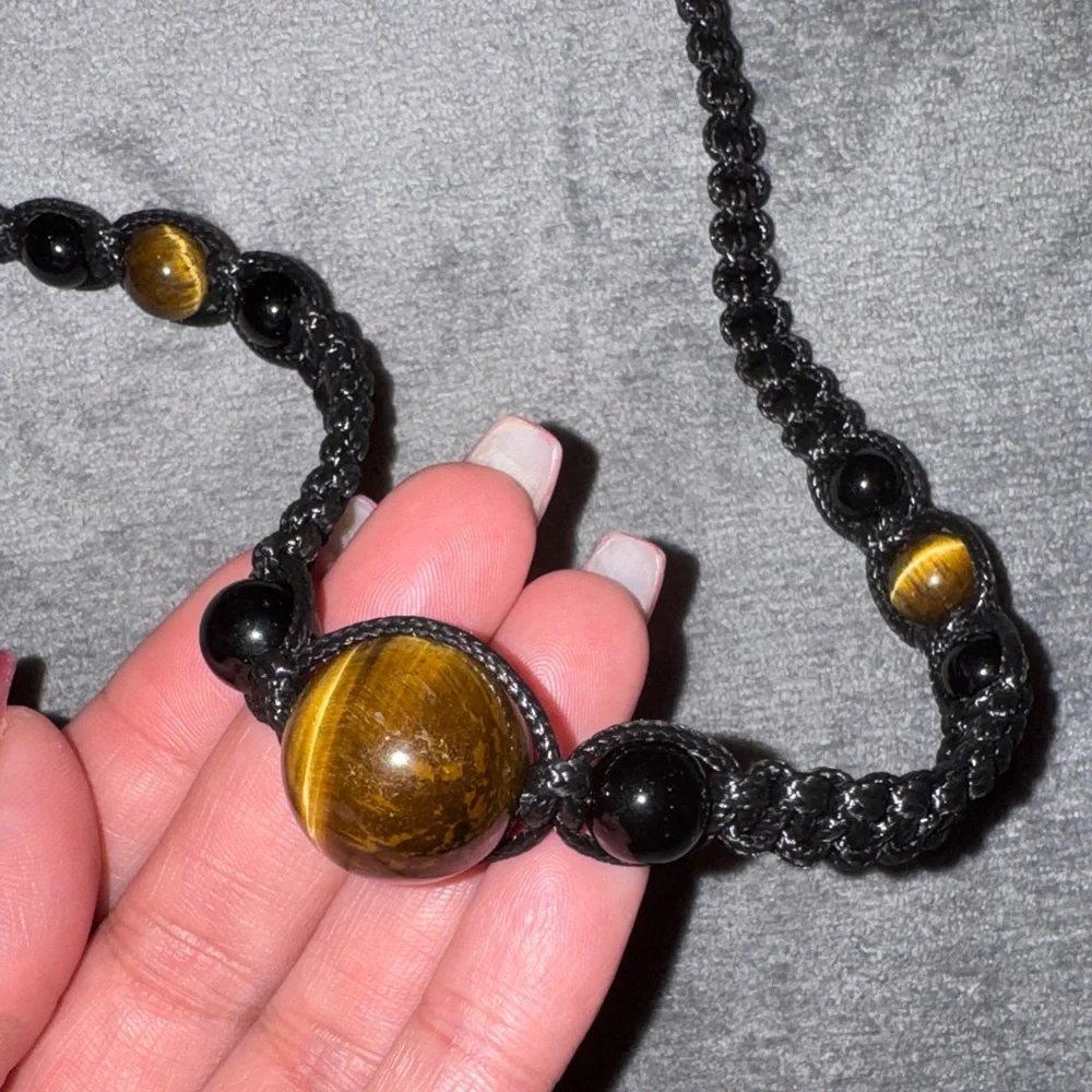 Paparazzi- NWT Black and Brown Tiger Eye Necklace Unisex - Picture 4 of 8